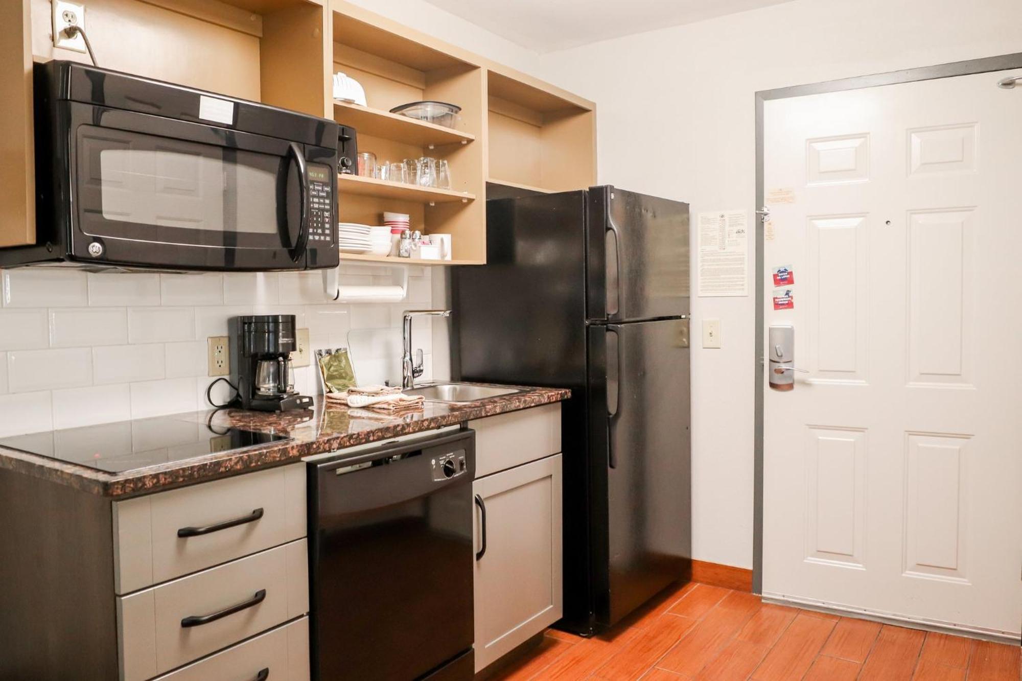 Candlewood Suites Richmond Airport By Ihg Sandston Εξωτερικό φωτογραφία